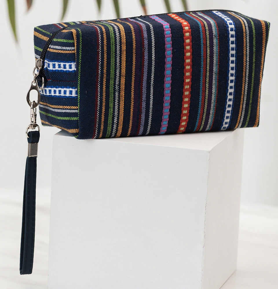 حقيبة مكياج بتصميم قديم - مربع