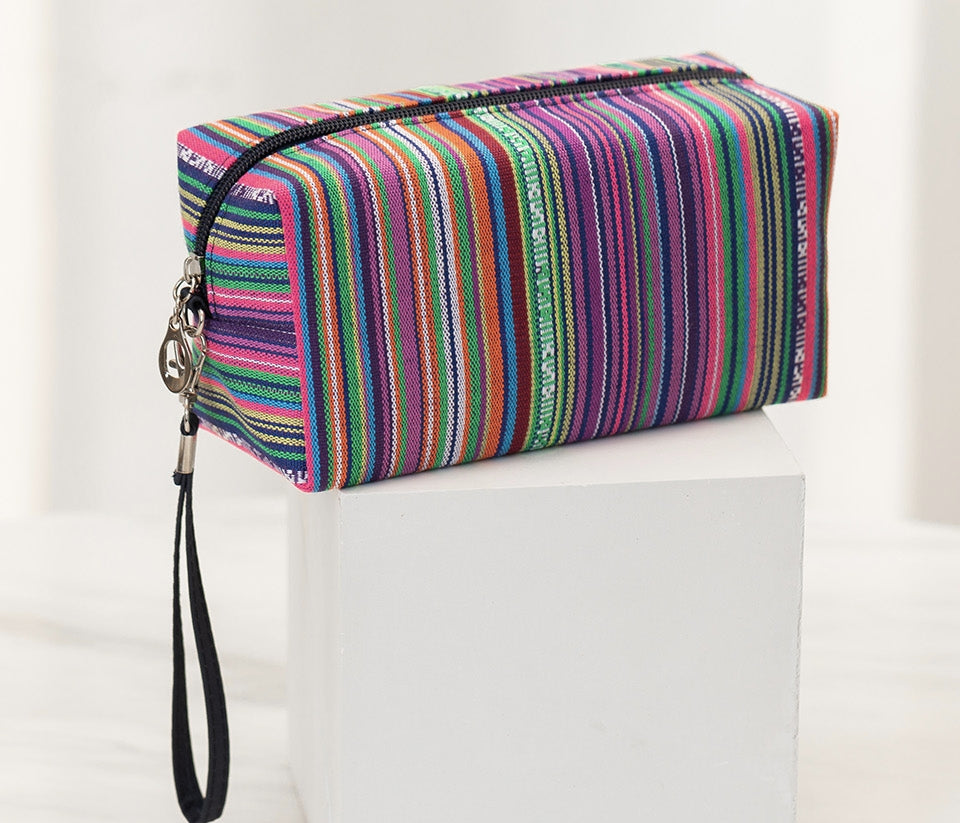 حقيبة مكياج بتصميم قديم - مربع