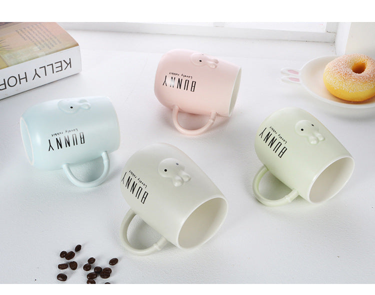 كوب سيراميك: الأرنب