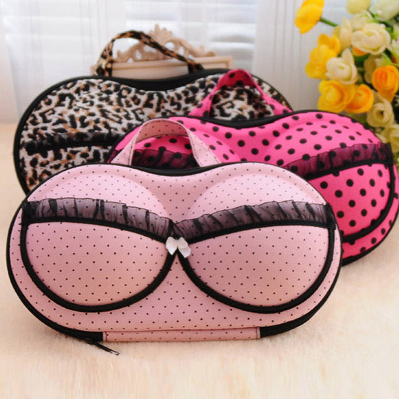 حقيبة ملابس داخلية