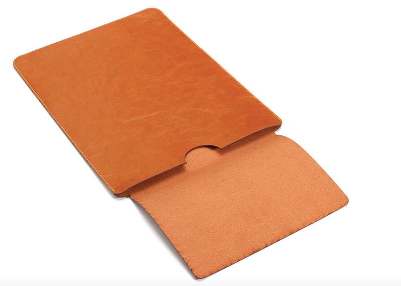 حقيبة ماك بوك من الجلد