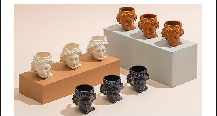 كوب بتصميم يوناني