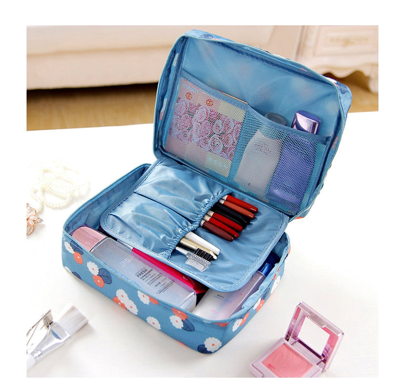 حقيبة تنظيم للمكياج