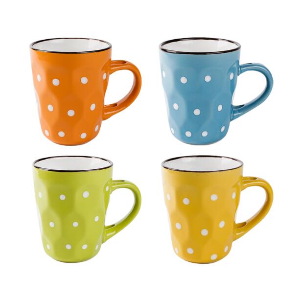 طقم (٣) آكواب: منقْط